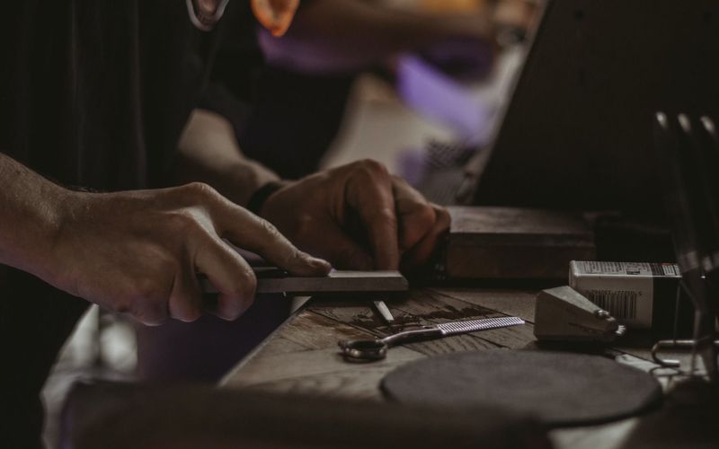 Aktion: 5 Scheren einsenden und eine Premium-Schere geschenkt